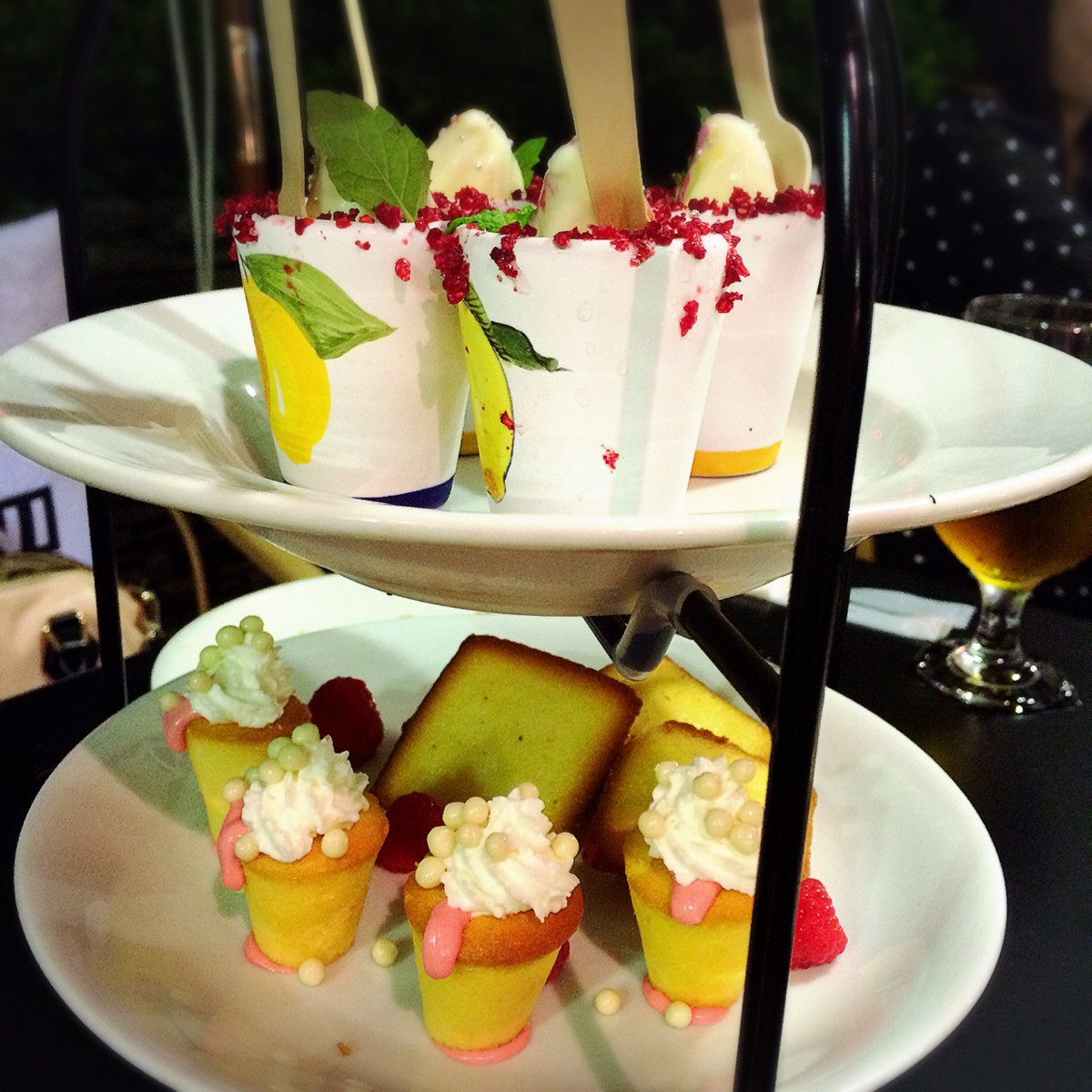 Image title Image title