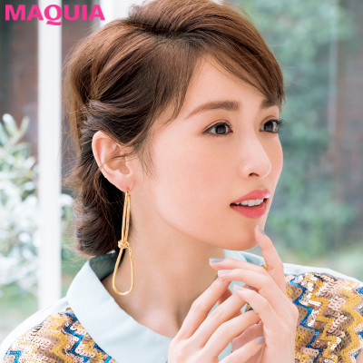 先輩の結婚式 友人宅でホムパ みんなの視線を引きつける ちょっとしたメイクテクって マキアオンライン Maquia Online