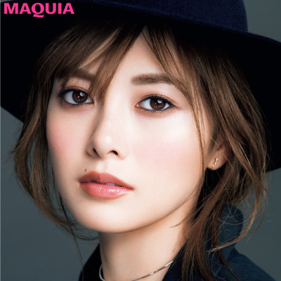 Maquia1月号の表紙は白石麻衣さん 新しい自分に出会えた と語る2つの表情美 Happy Plus ハピプラ