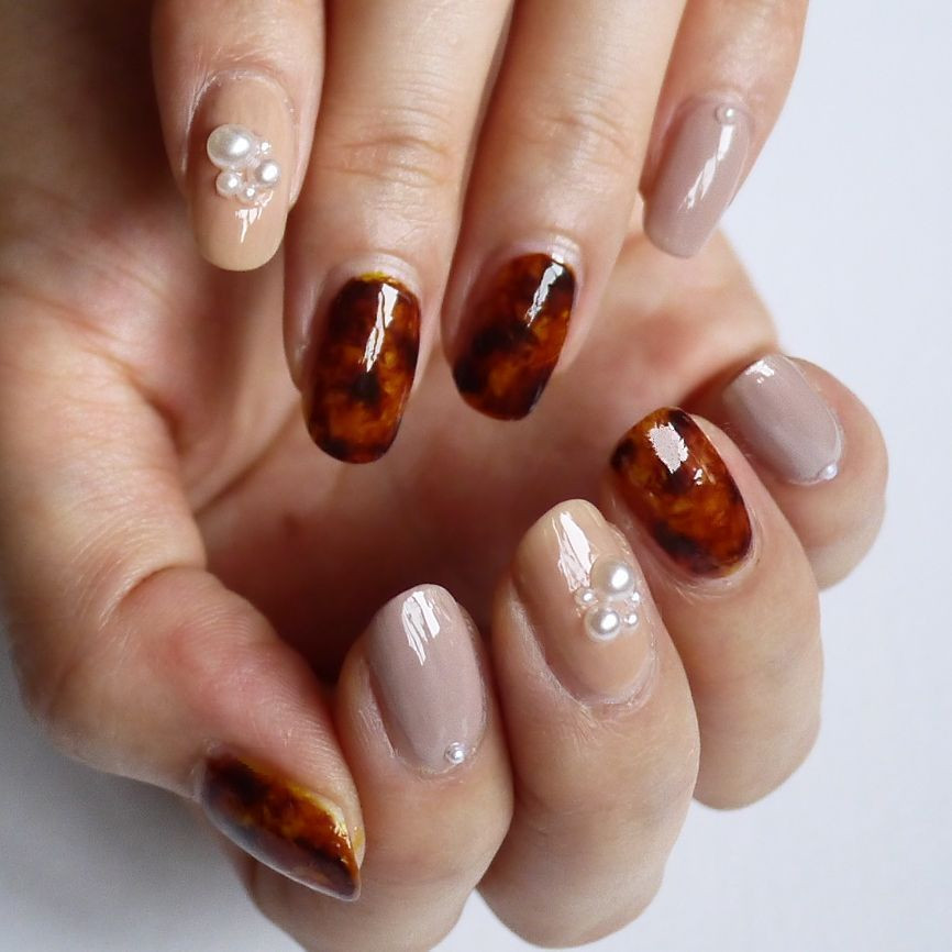 100均の でできる 大人女子向けべっこうネイル アレンジ編 Happy Plus ハピプラ