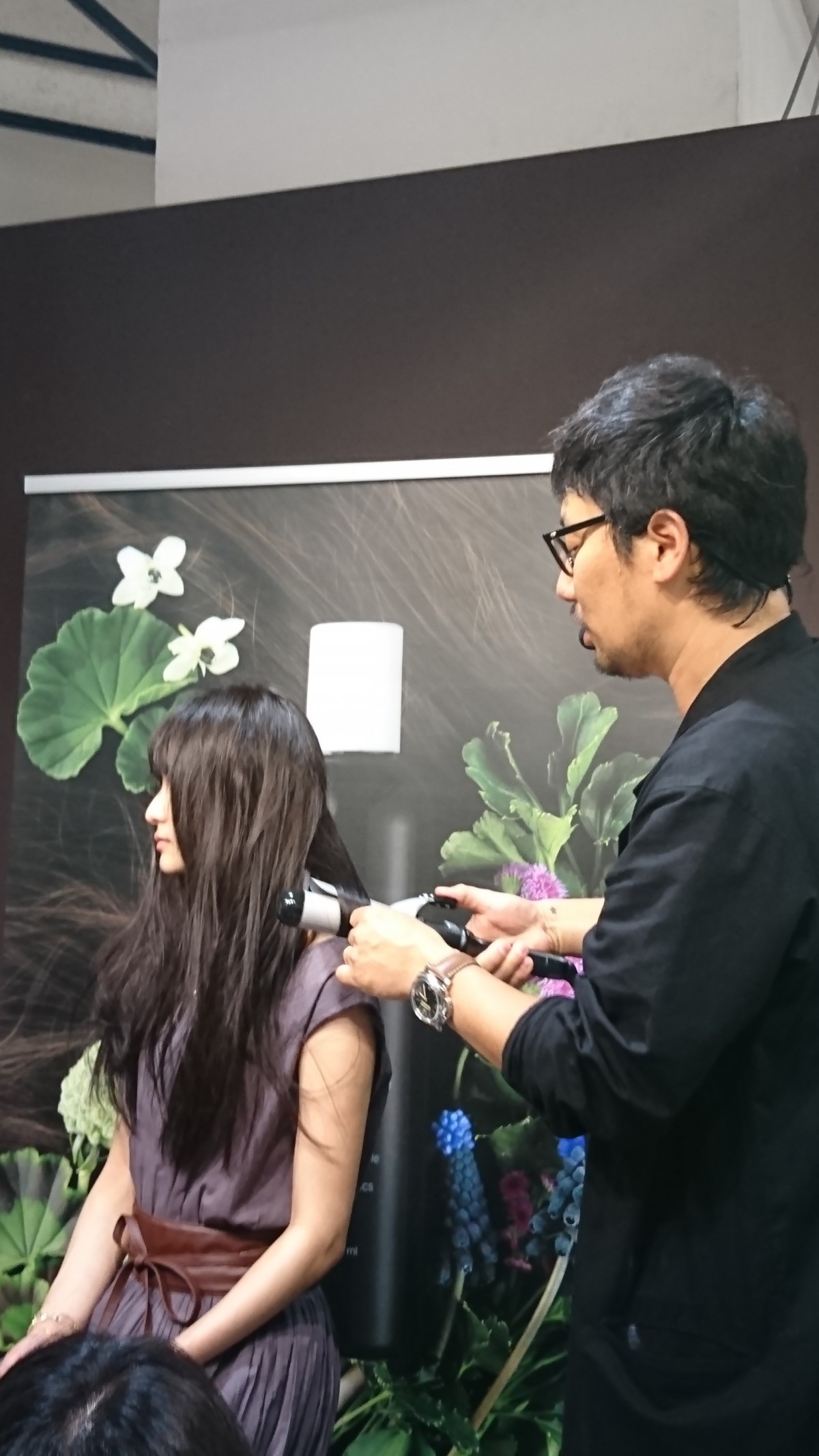 Image title Image title