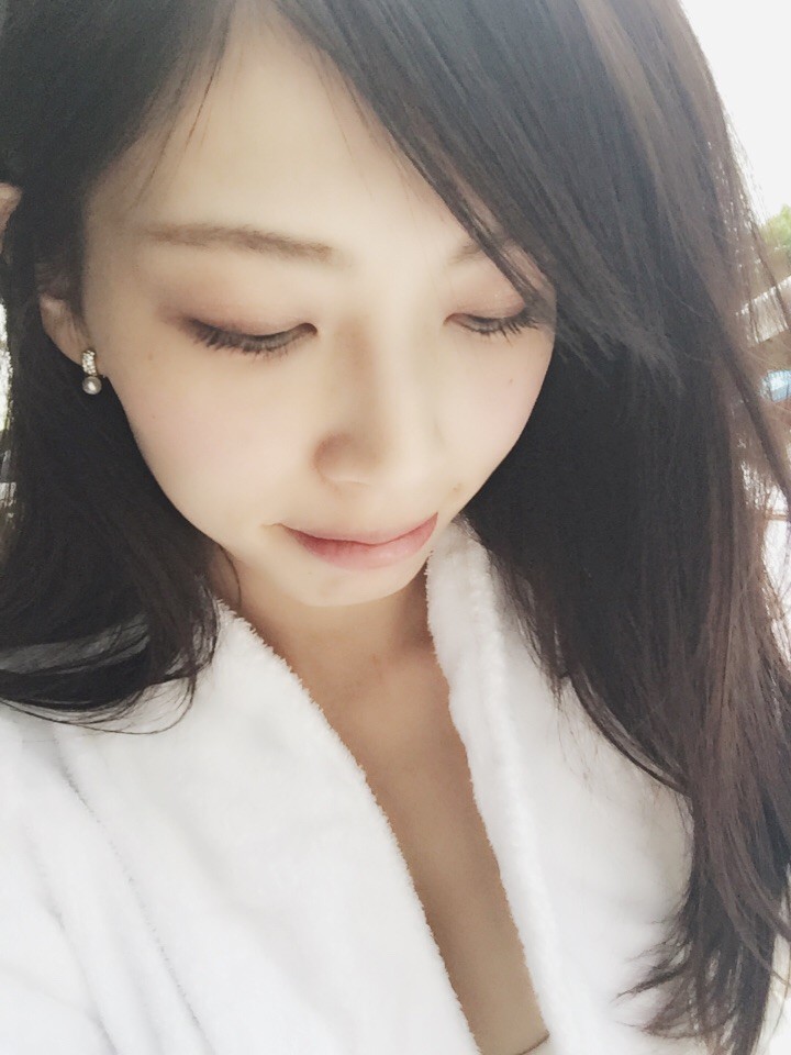 Image title Image title