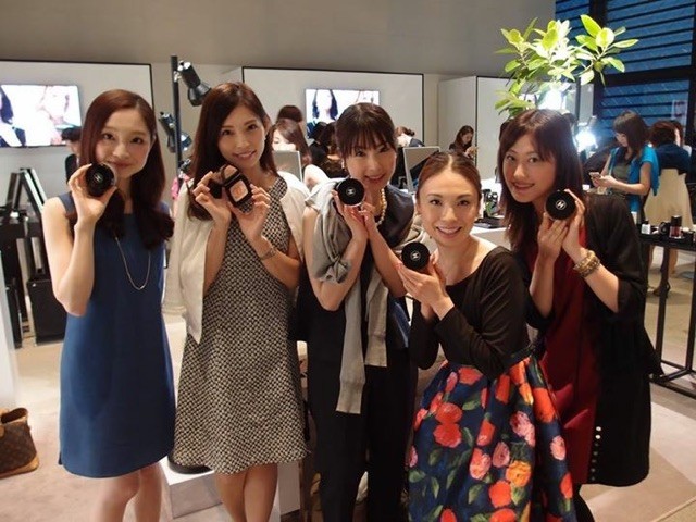 Image title Image title