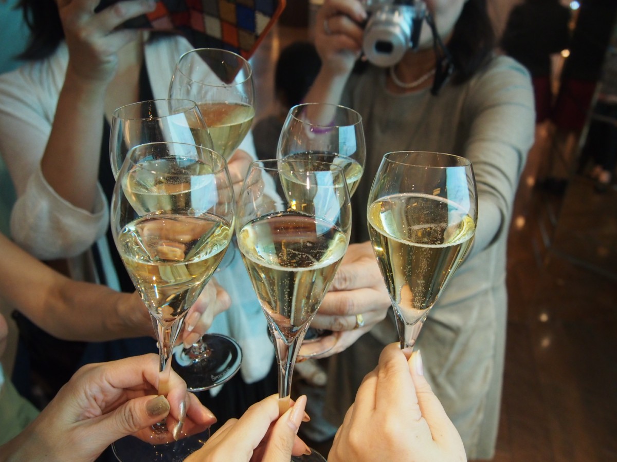 Image title Image title