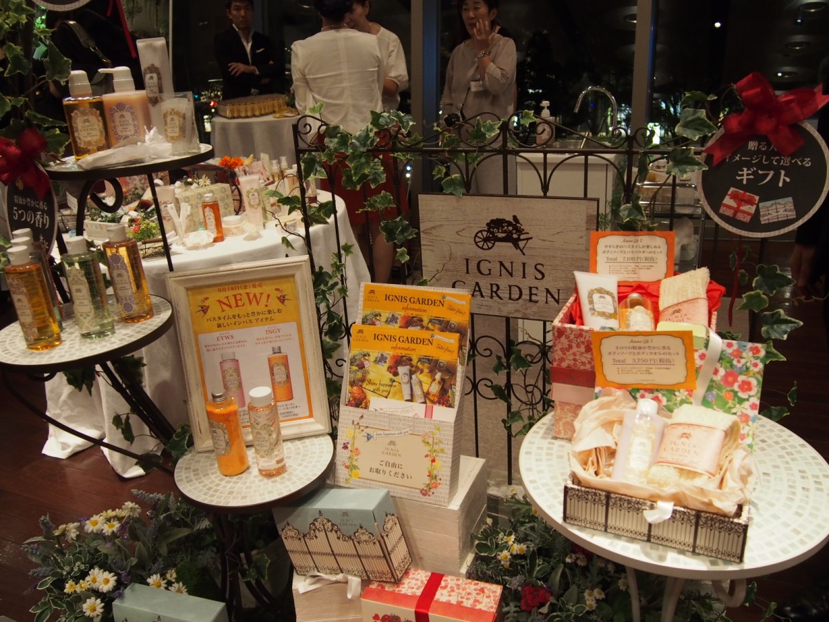 Image title Image title